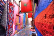 Tour por Marruecos - Calle estrecha con colores